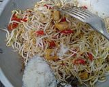 A picture of step 4 of Tumis tauge.