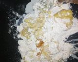 A picture of step 2 of Irish doughnuts.