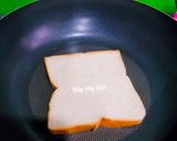 Hình bước làm 1 của món Bánh mì sandwich trứng ốp la