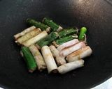 รูปขั้นตอนการทำที่ 7 ของ ต้นหอมยัดไส้ย่างซอสเทอริยากิ