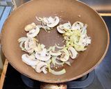 Foto langkah ke 3 dari resep Truffle Creamy Pasta.