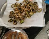A picture of step 7 of Karela Chips.