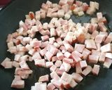 Pierożki na parze z młodą kapustą, ziemniakami i boczkiem 🥟 krok przepisu 2 zdjęcie