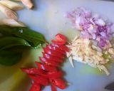 Foto langkah ke 1 dari resep Lodeh Labu Ikan Asap.