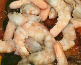 Foto langkah ke 3 dari resep Sambal udang petai dengan okra.
