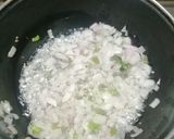 A picture of step 3 of Aloo Toast.