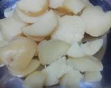A picture of step 1 of Potato Bhurji.