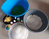 Foto langkah ke 1 dari resep 10. Rainbow Cake Putih Telur.