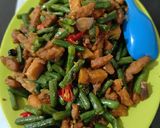 Foto langkah ke 4 dari resep Oseng kacang panjang tempe tahu.
