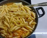 A picture of step 6 of Pink pasta.