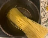 Foto del paso 3 de la receta: Espaguetis en salsa roja y champiñones 🍝