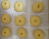 Foto langkah ke 4 dari resep 20. Donat Ubi Kuning.