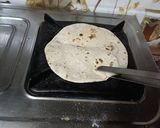 A picture of step 3 of Roti.