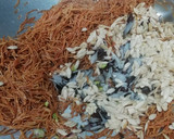 A picture of step 3 of Meethi Semiya.
