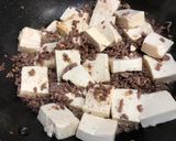 A picture of step 5 of Spicy Tofu and Beef.