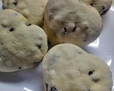 Foto del paso 4 de la receta: Alfajorcitos de maicena con chips de chocolate