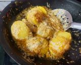 A picture of step 2 of Dum Aloo Karahi.