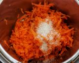 A picture of step 2 of Tri-Colour Juices.