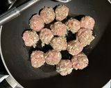 A picture of step 5 of Turkey Meatballs with Sauce and Spaghetti.