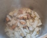 Foto del paso 4 de la receta: Arroz caldoso de dorada y marisco