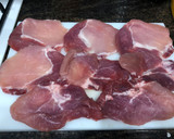 Foto del paso 1 de la receta: Lomo de dos colores en salsa española a mi manera con champiñones