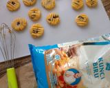 Foto langkah ke 6 dari resep Cookies Kismis Teflon.