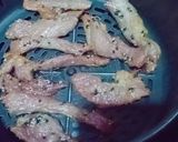 รูปขั้นตอนการทำที่ 5 ของ หมูนุ่มแดดเดียวทอด สูตรคีโตโดยหม้อทอดไร้น้ำมัน