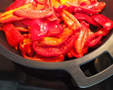 Foto del paso 2 de la receta: Pimientos fritos en conserva