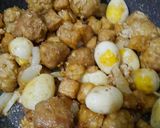 Foto langkah ke 2 dari resep Semur bola² daging dan telur puyuh.