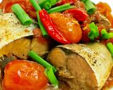 Hình bước làm 3 của món Cá Thu Nhật Kho Cà Chua Bi