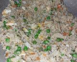 Foto langkah ke 4 dari resep Nasi Goreng Hongkong.