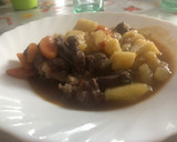 Foto del paso 1 de la receta: Estofado de ternera y patatas🍲