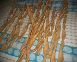 Foto del paso 2 de la receta: Grisines integrales de orégano y queso