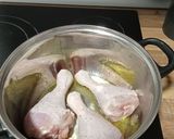 Foto del paso 1 de la receta: Pollo a la naranja con pasas