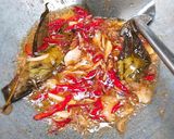 Foto langkah ke 4 dari resep Kering tempe kacang (bumbu iris).