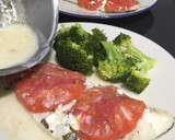 Foto del paso 5 de la receta: Bacalao en papillote con queso feta, hierbabuena y tomate