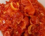 Zöldfűszeres sült paradicsomszósz télire recept fázis 1 fotója