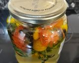 Foto del paso 2 de la receta: Infusión de flores de caléndula y manzanilla frescas