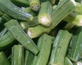 भिंडी की सब्जी (Bhindi Sabzi Recipe in Hindi) रेसिपी चरण 1 फोटो