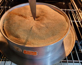 Foto del paso 4 de la receta: Bizcochuelo de vainilla con almidón de maíz (22 cm)