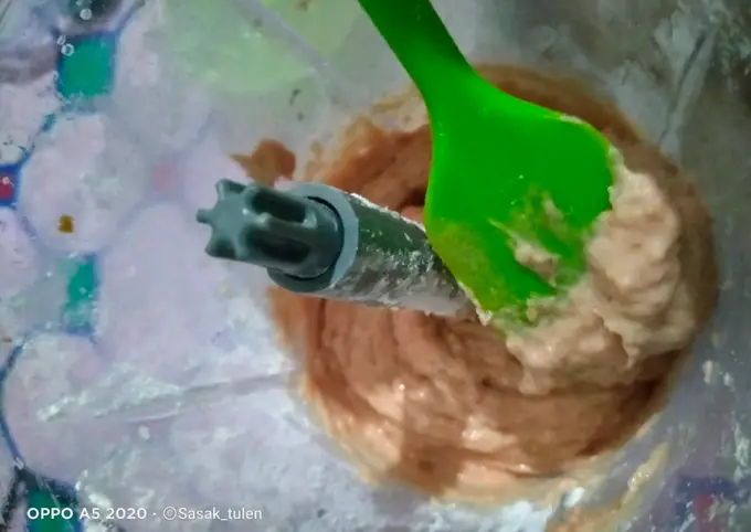 Langkah-langkah untuk membuat Cara membuat Baso rumahan rasa kaki lima 100% daging sapi empuk kenyal
