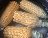 A picture of step 1 of Sweet buttered corn on the cob.