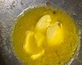 Gambar langkah 4 resipi Ketam Telur Masin.