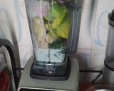 A picture of step 4 of Powerful Shakes for healthy families.
