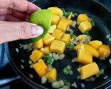 Foto del paso 3 de la receta: Salsa de mango para ensalada