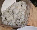 A picture of step 5 of Onigiri.
