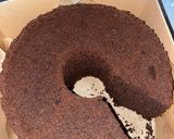 Foto langkah ke 11 dari resep Triple Chocolate Chiffon Cake.
