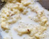 A picture of step 3 of Sabudana Khoya payas.