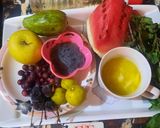 A picture of step 1 of Fruits fizler mocktail.