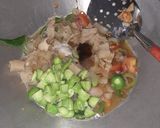 Foto langkah ke 4 dari resep Kikil pete pedas manis.
